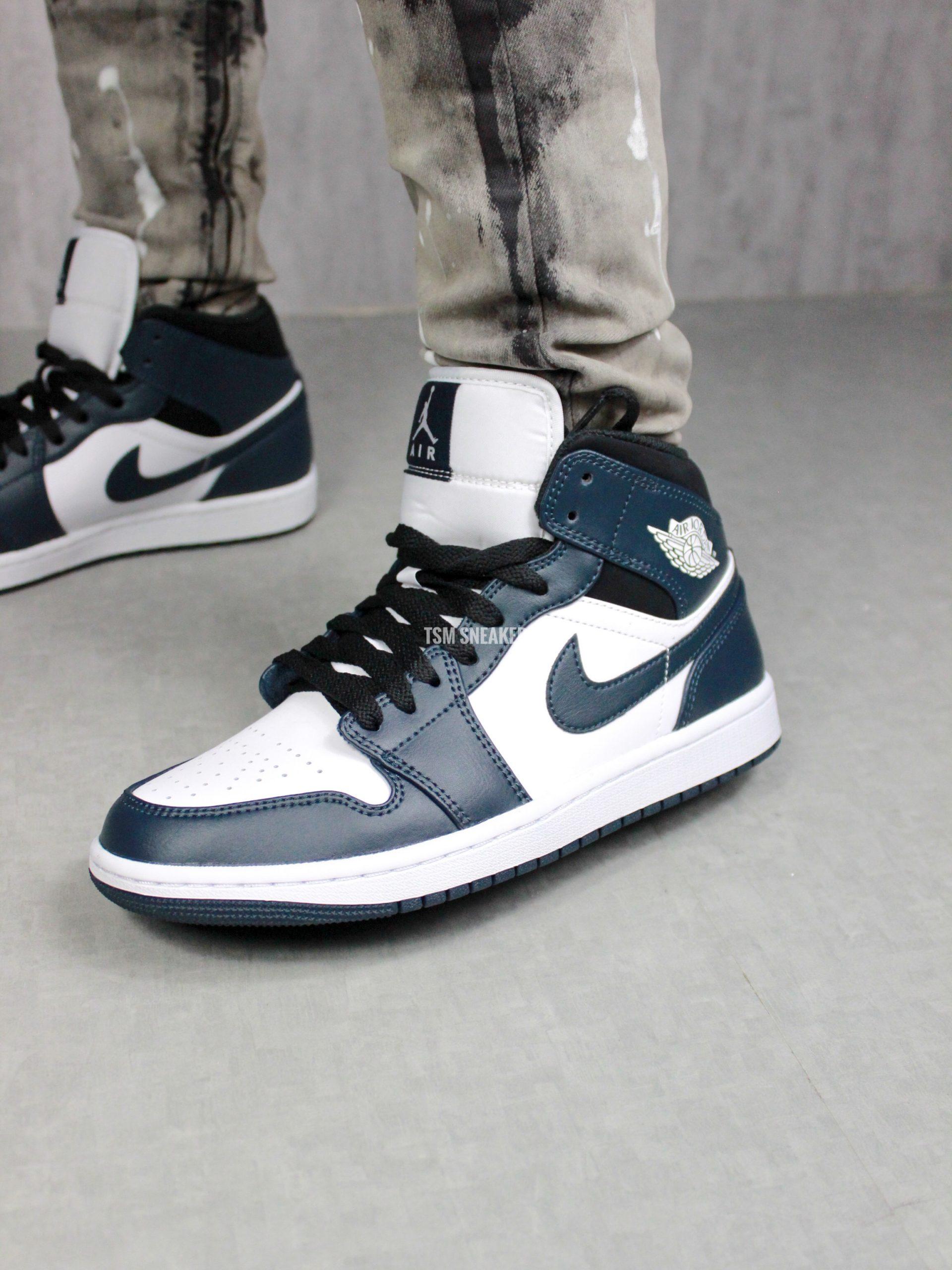 nike air jordan 1 mid armory navy